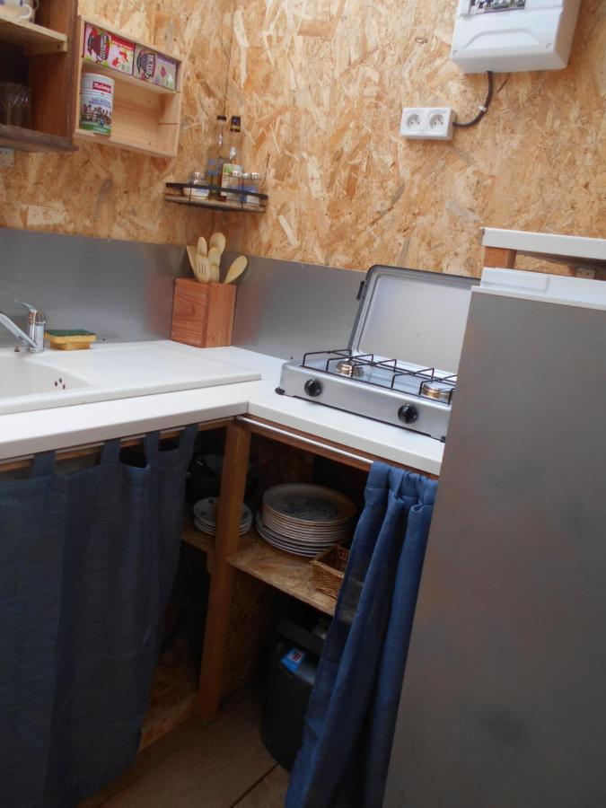 Sous Les Toiles De Pautilou Tente de luxe Molles